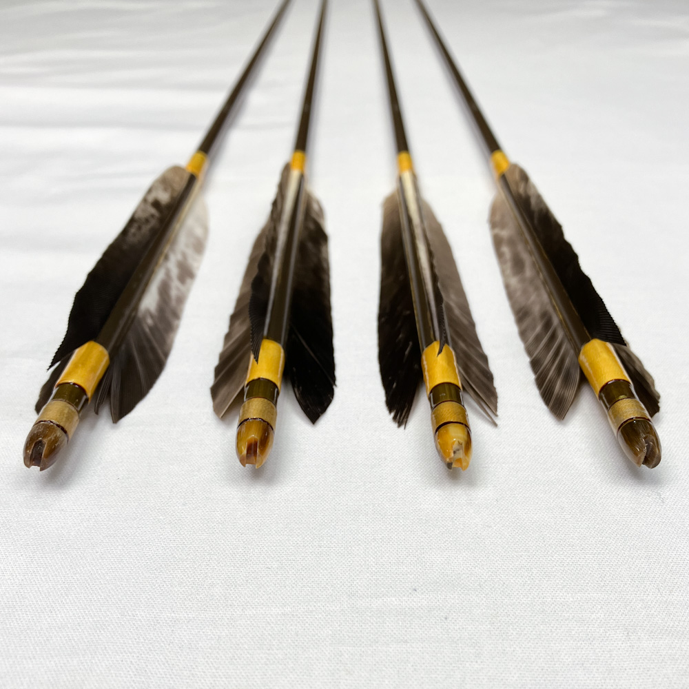 弓道 矢　EASTON XX75 1913　5本 矢筒付き EASTON 1913 XX75 矢 4本セット 約92cm 弓道（○弓道 ジュラ矢 4