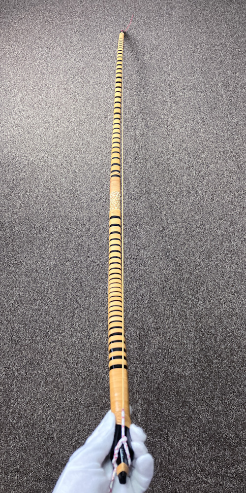 並寸 16.3kg 無銘(伝:柴田勘十郎) 黒漆塗竹弓