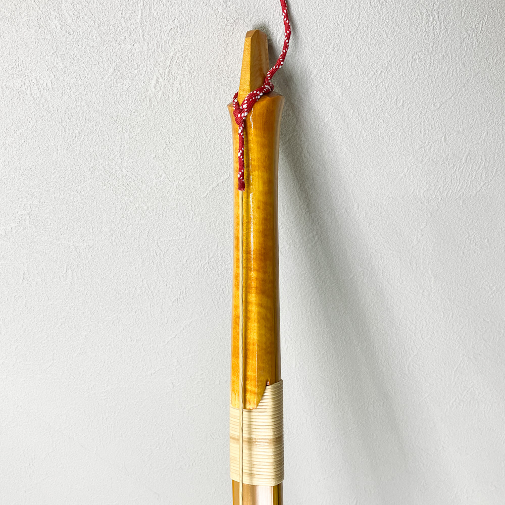 四寸伸 14.7kg 吟翠 花押 カーボン内蔵前焦竹弓