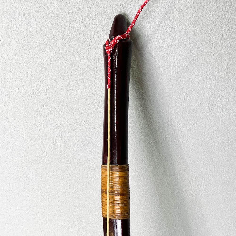 二寸伸　25.3kg　金子城康　茶塗竹弓　ニベ