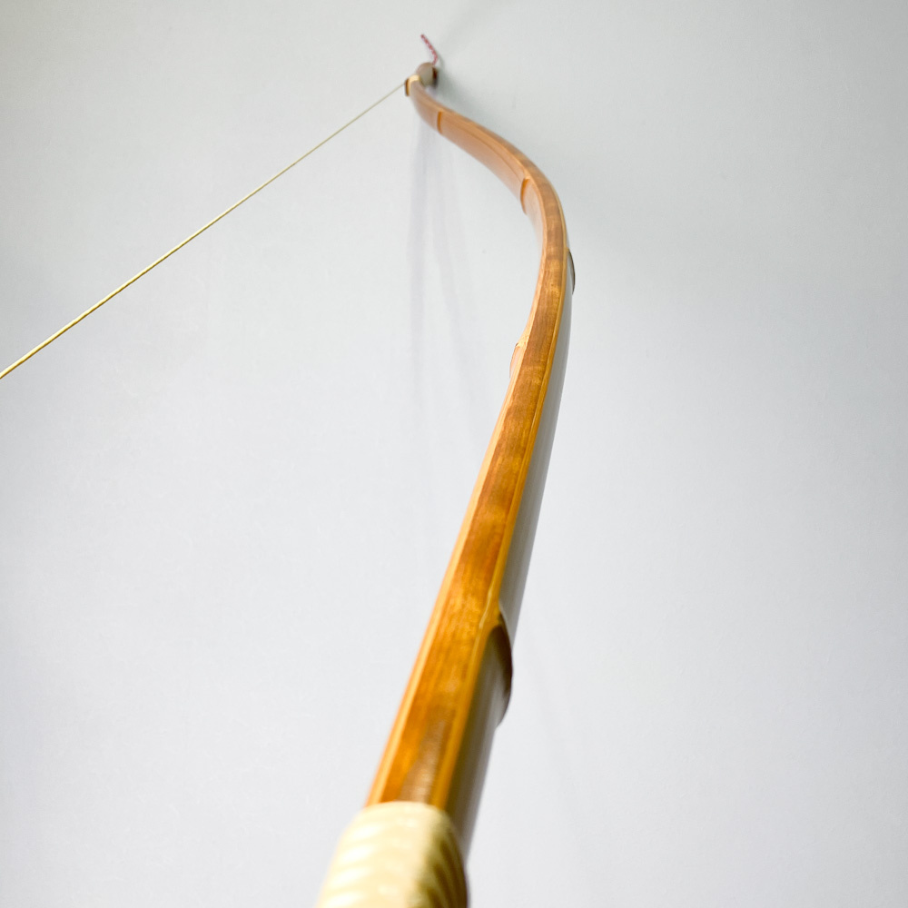 二寸伸　20.0kg　松永重宣 花押　前煤竹弓