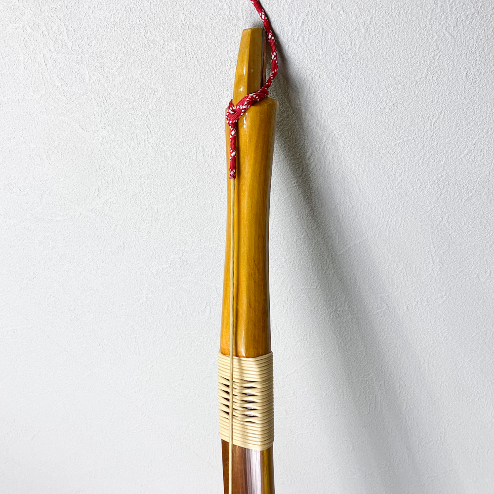 二寸伸　22.1kg　小倉紫峯 花押 作　前煤竹弓