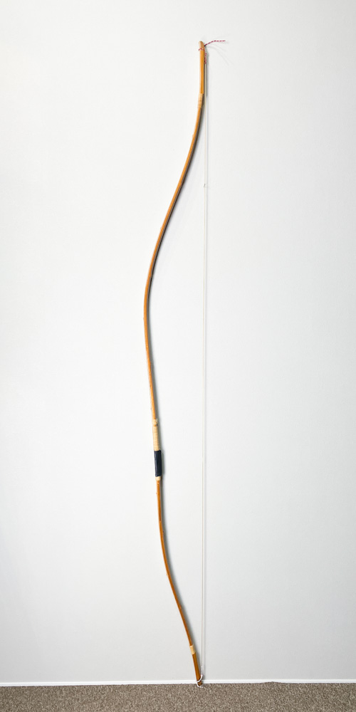 並寸　15.7kg　肥後三郎 花押　前煤竹弓　ニベ