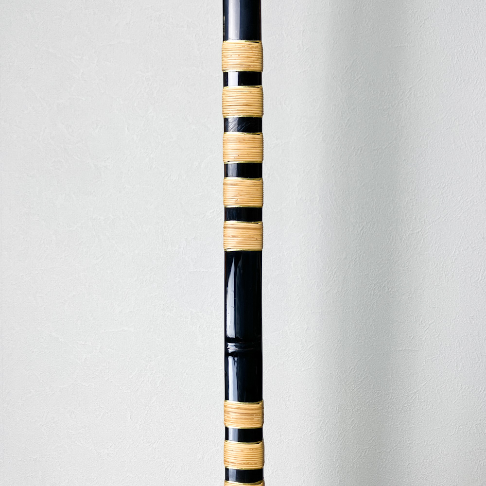 二寸伸　13.0kg　無銘　黒塗弓（相位弓）