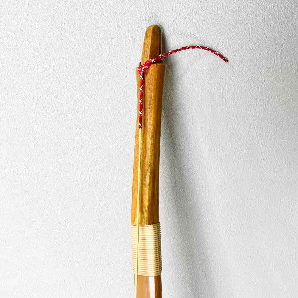 二寸伸　17.7kg　松永重宣 花押　前煤竹弓
